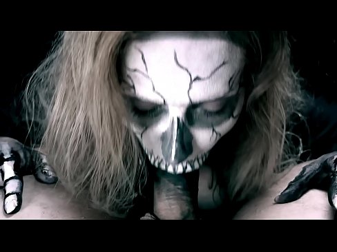 ❤️ Ragazza demonia chì succhia u cazzo cù a so bocca nera è ingoia cum. ❤️ Video porno à co.super-vip.top